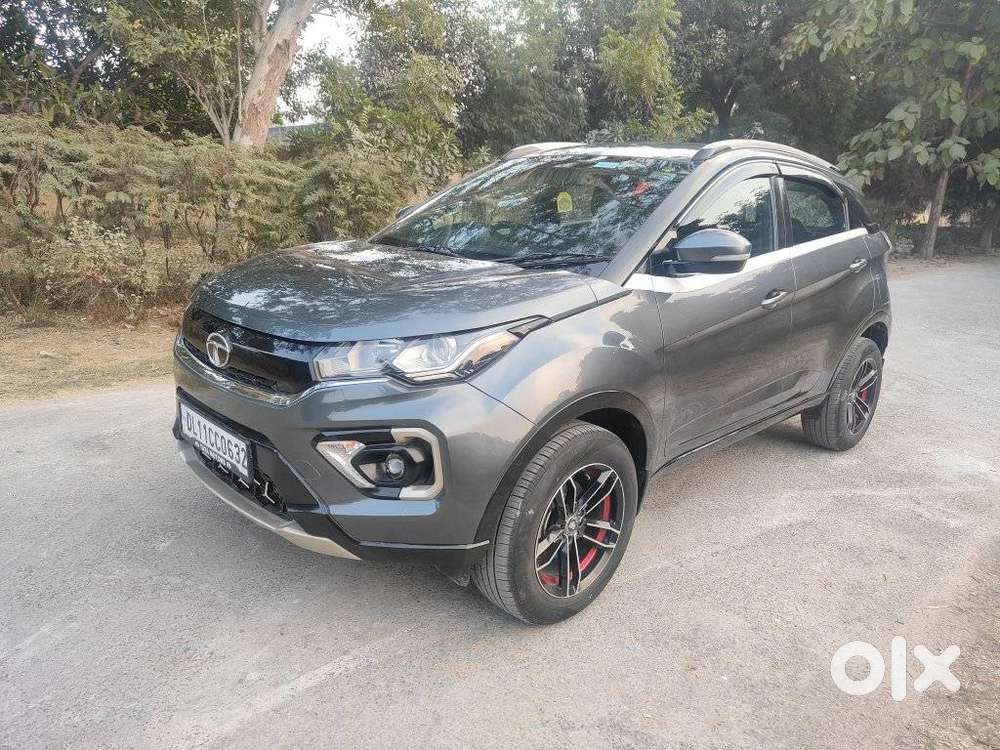 Tata Nexon 1.2 Revotron Xma Amt (s), 2020, Petrol
