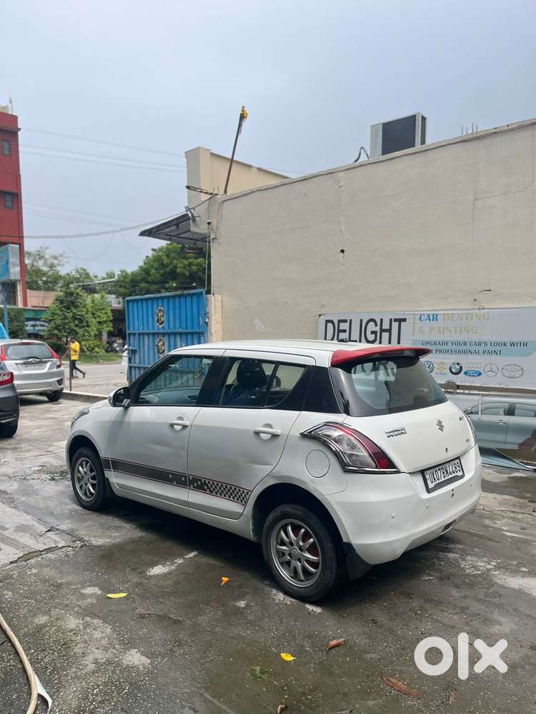 Maruti Suzuki Swift Vxi + Manual, 2016, Petrol