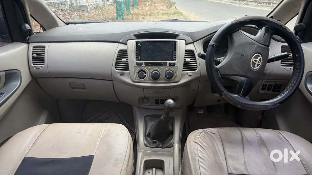 Toyota Innova 2.5 G (diesel) 7 Seater Bs Iv, 2012, Diesel