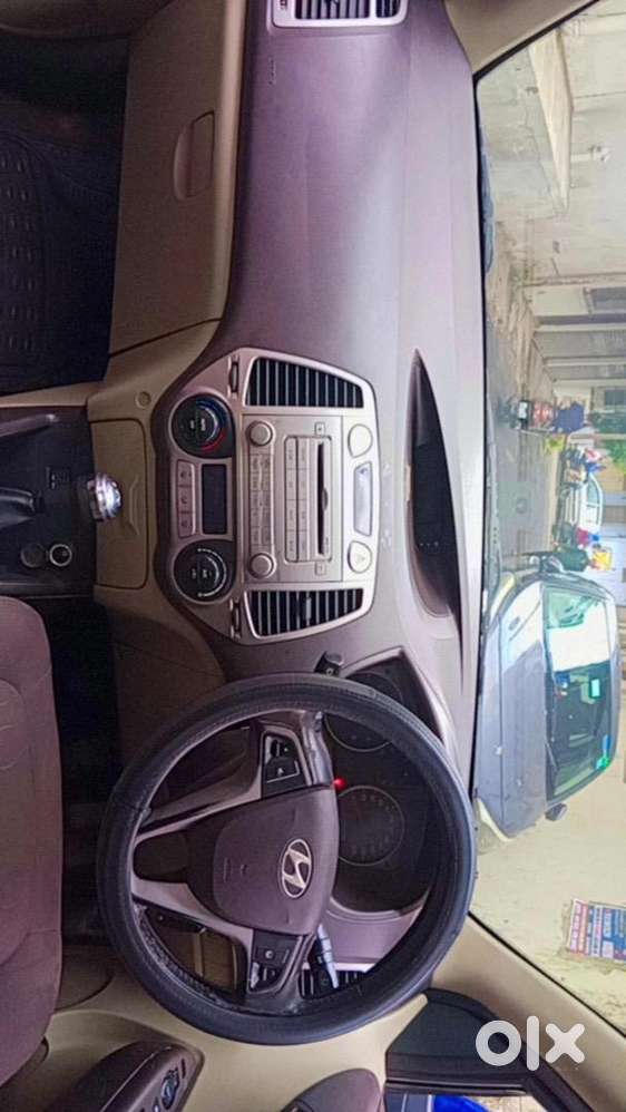 I20 Asta 2010 Model Pure Petrol  3rd