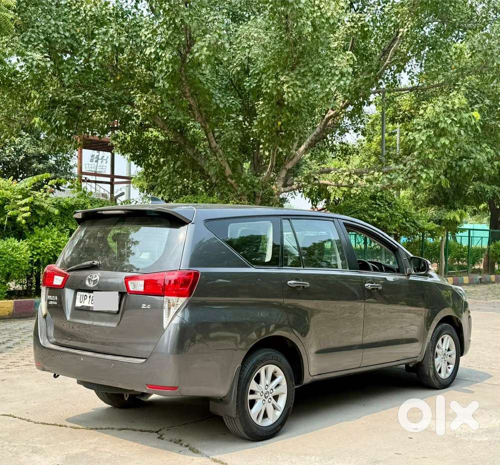 Toyota Innova Crysta 2.4 G Mt, 2017, Diesel