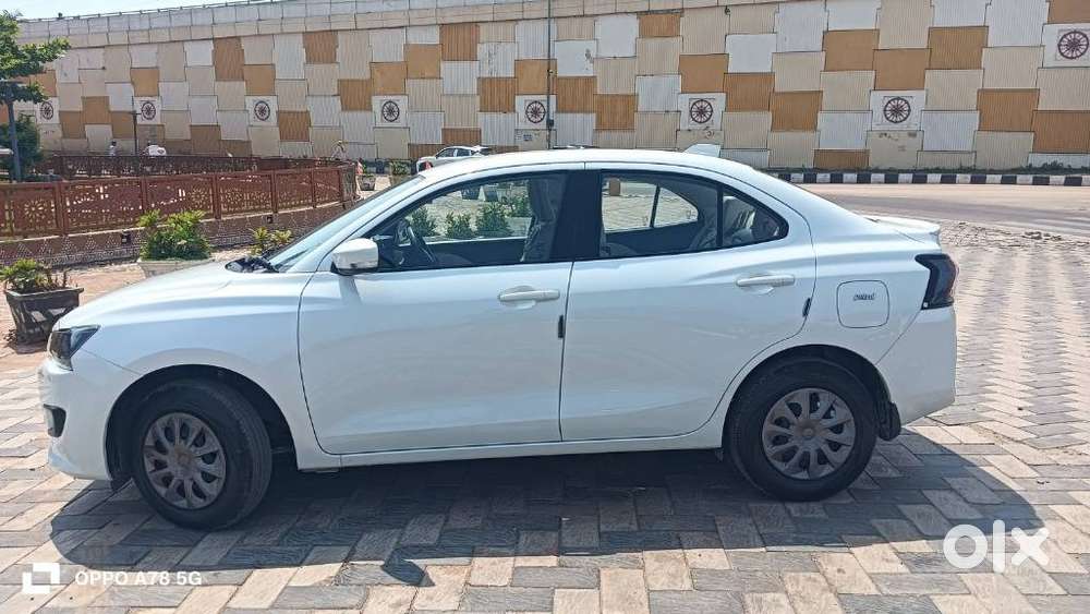 Maruti Suzuki Dzire 1.2 Vxi, 2025, Petrol