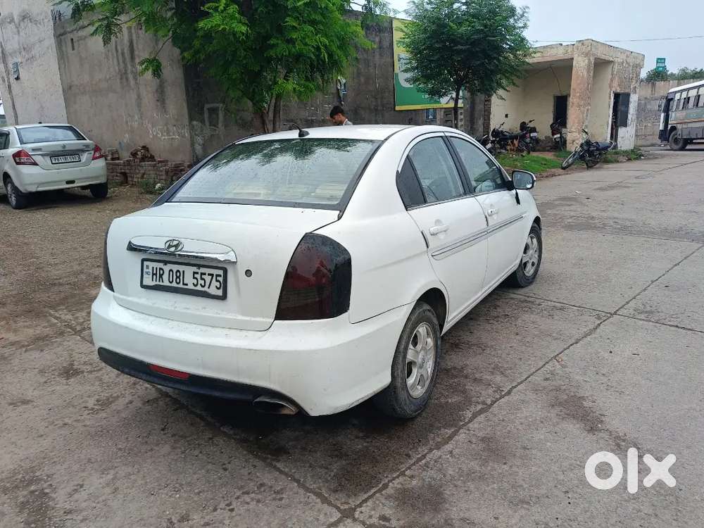 Hyundai Verna 2010