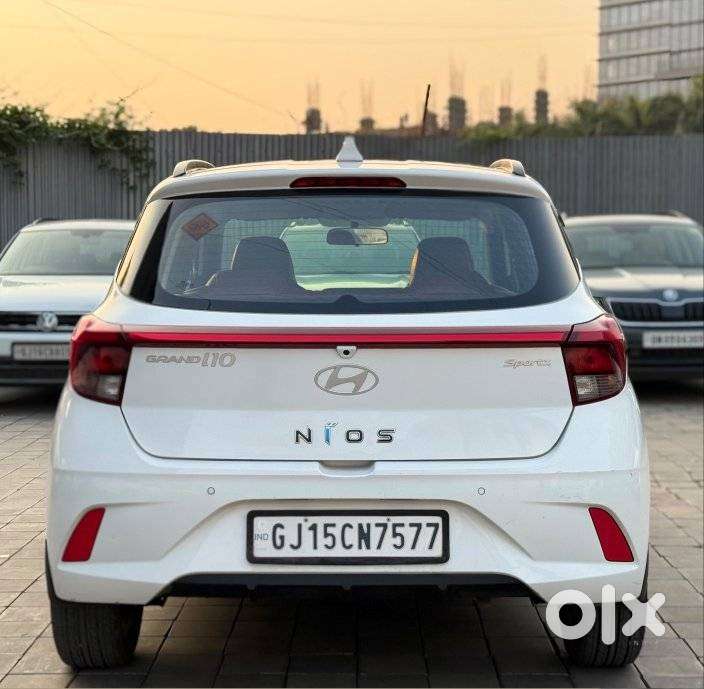 Hyundai Grand I10 Nios Sportz 1.2 Kappa Cng, 2023, Petrol