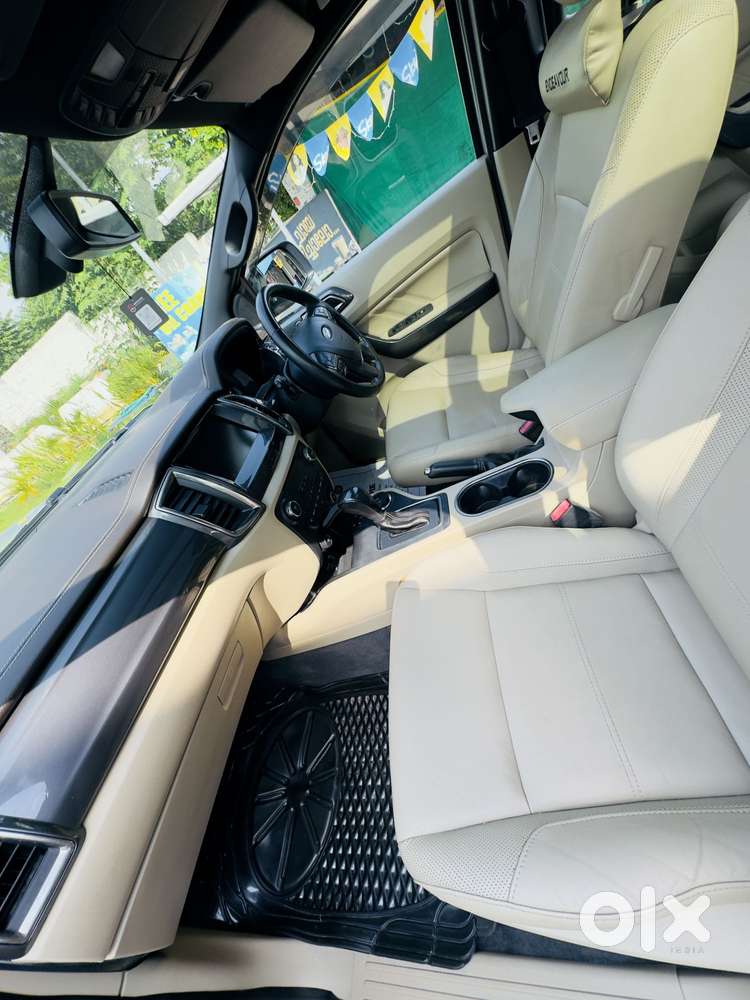 Ford Endeavour 3.2 Titanium At 4x4, 2016, Diesel