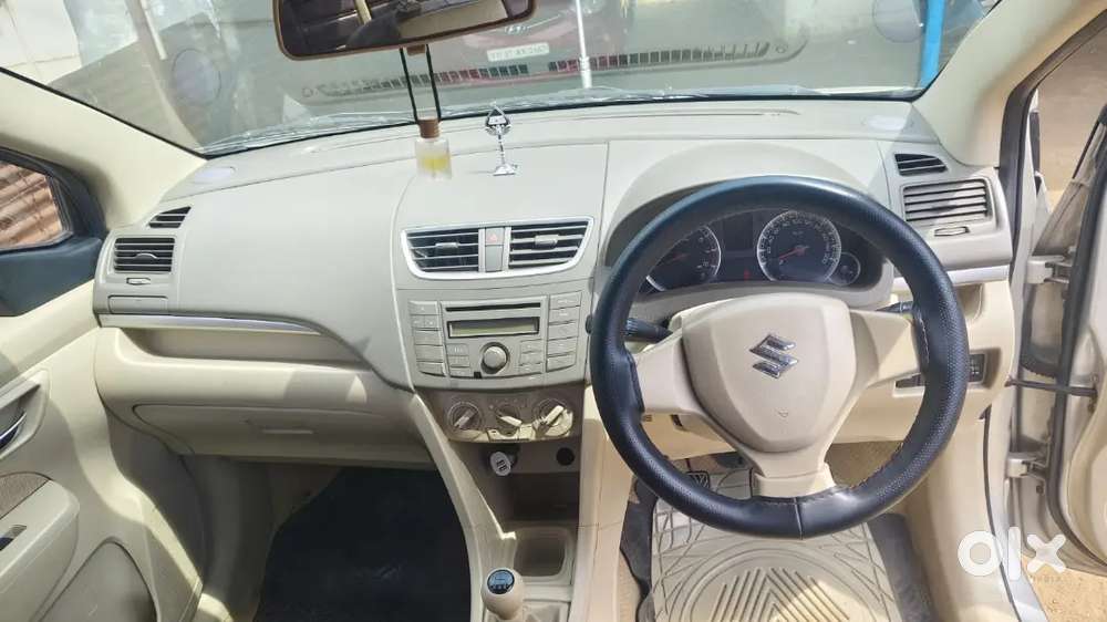 Maruti Suzuki Ertiga 2013 Vxi Petrol Manual