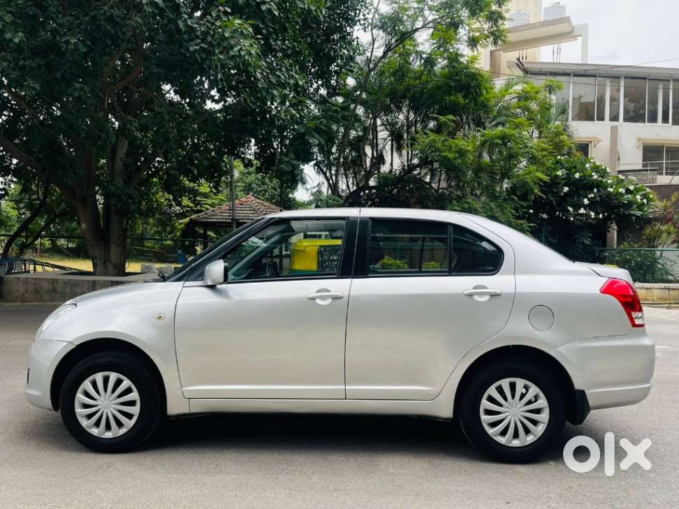 Maruti Suzuki Swift Dzire 1.2 Vxi Bsiv, 2011, Petrol