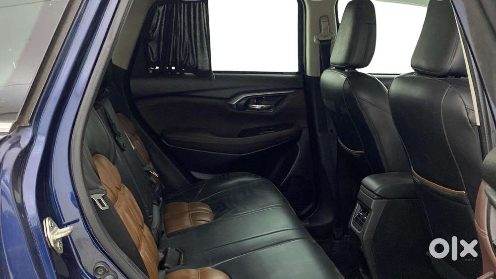 Maruti Suzuki Grand Vitara 1.5 Alpha Smart Hybrid At, 2023, Petrol