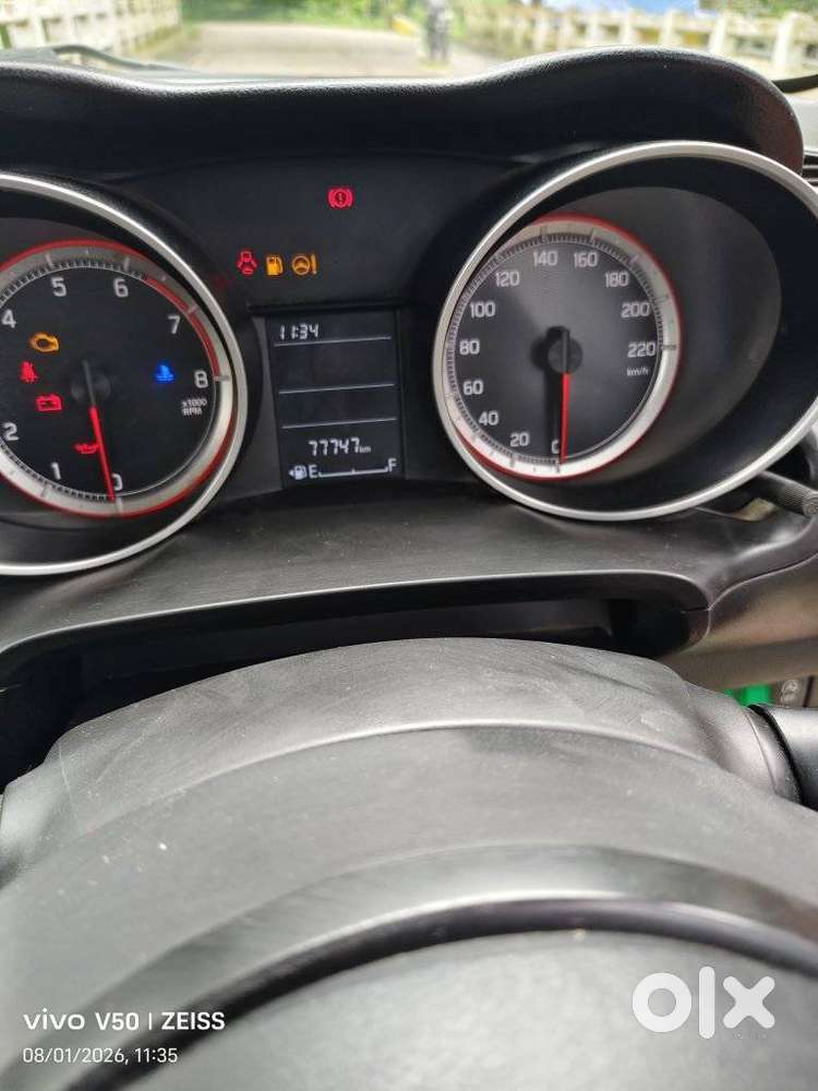 Maruti Suzuki Swift Vxi + Manual, 2021, Petrol