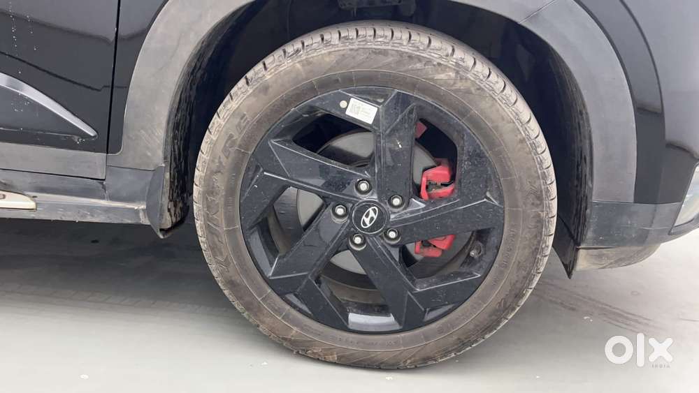 Hyundai Alcazar 1.5 Tdct Signature (o) 7s Petrol, 2023, Petrol