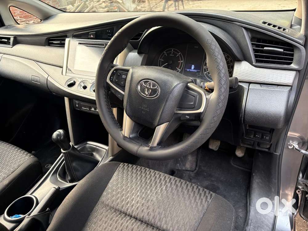 Toyota Innova Crysta 2.4 G Mt, 2018, Diesel