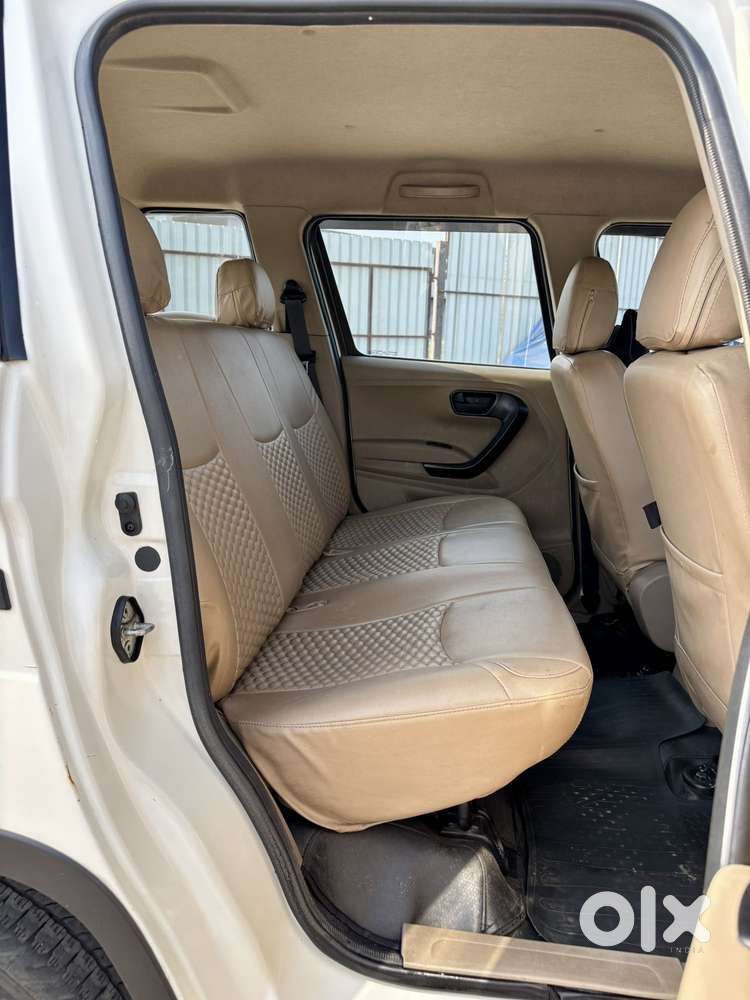 Mahindra Bolero Neo 1.5 N8, 2022, Diesel