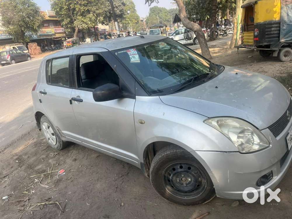 Maruti Suzuki Swift 2005 Petrol