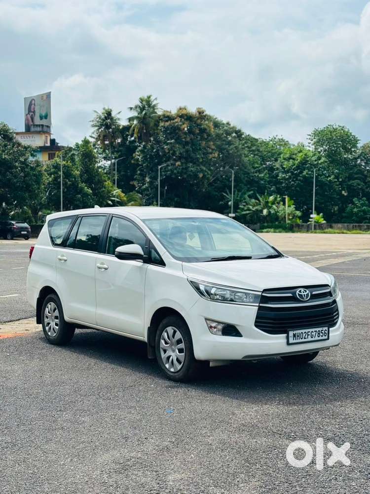 Toyota Innova Crysta 2.4 G Mt, 2022, Diesel