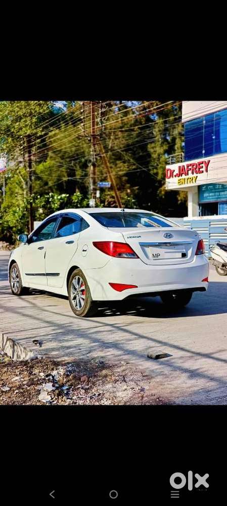 Hyundai Verna 1.6 Sx Crdi (o), 2015, Diesel