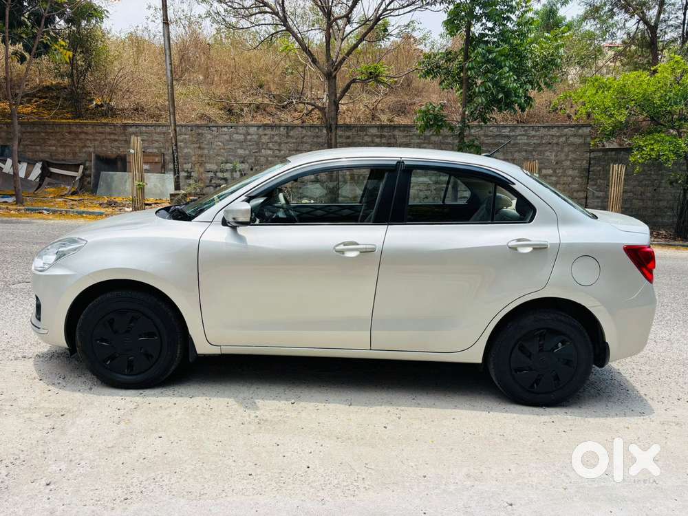 Maruti Suzuki Swift Dzire 1.3 Vxi, 2017, Petrol