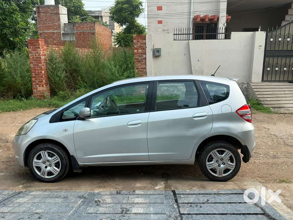 Honda Jazz Vx Petrol 2010