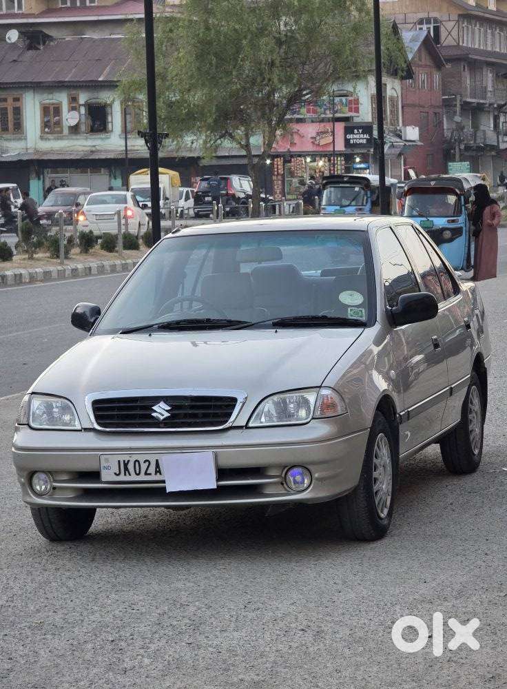 Maruti Suzuki Esteem Lxi - Bsiii, 2005, Petrol