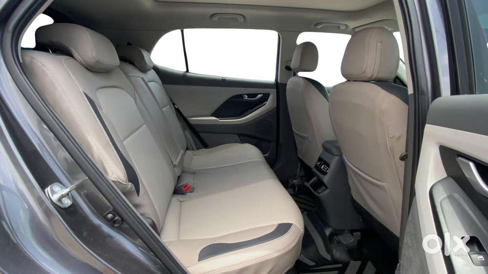 Hyundai Creta 1.5 Sx (o) Ivt Petrol, 2025, Petrol