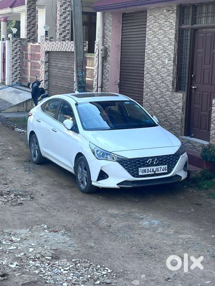 Hyundai Petrol Manual 2022