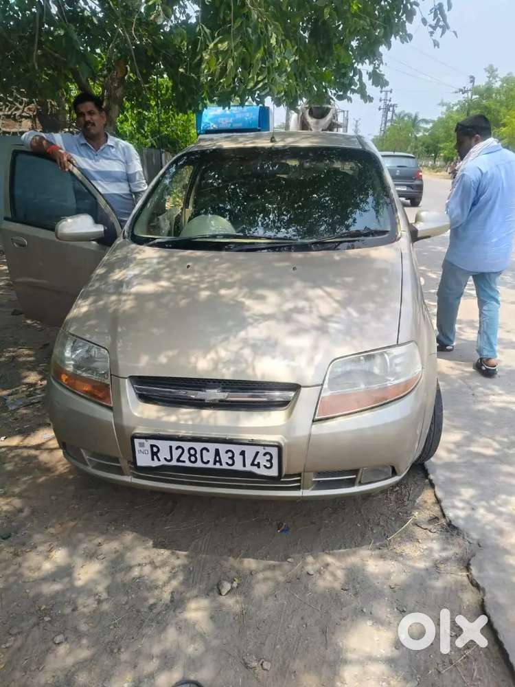 2013 Chevrolet Aveo पेट्रोल मैन्युअल 15 Km