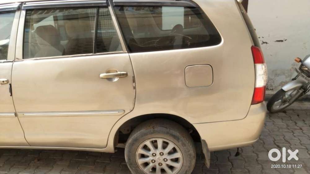 Toyota Innova 2009-2011 2.0 G4 Petrol 8-seater, 2008, Diesel