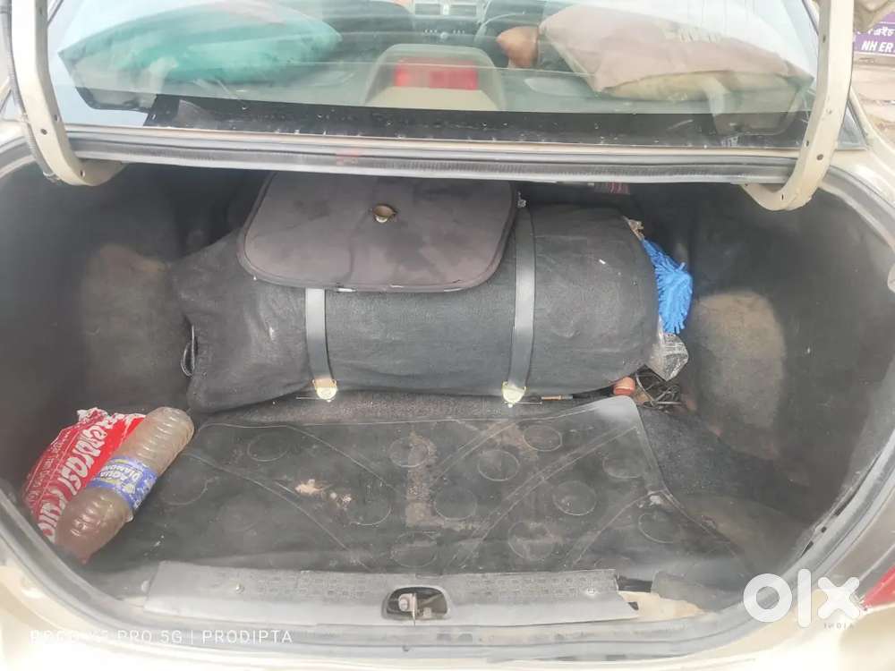 Maruti Suzuki Dzire 2010 Petrol 196000 Km Driven