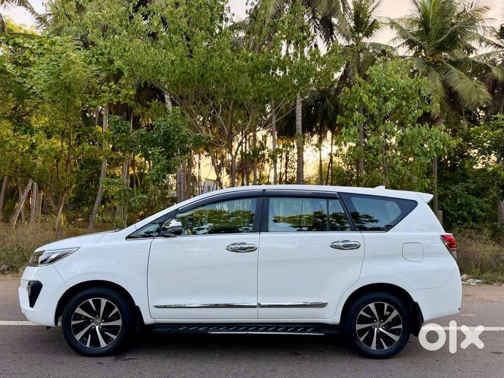Toyota Innova Crysta 2.4 Z 7 Str, 2022, Diesel