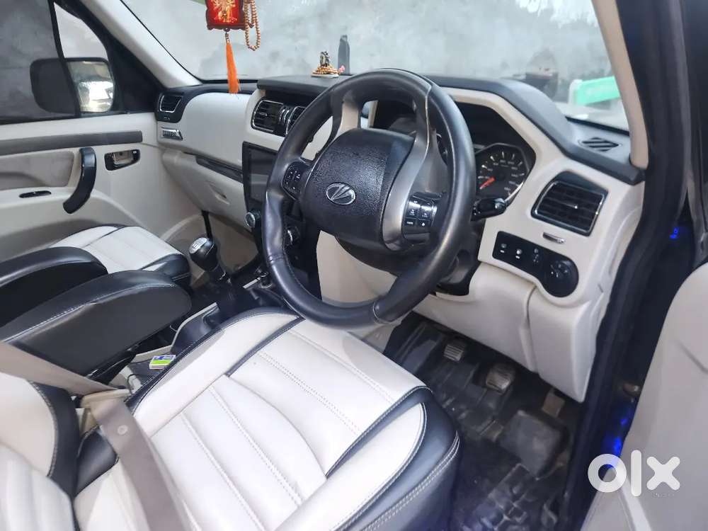 Mahindra Scorpio 2021 Diesel Manual