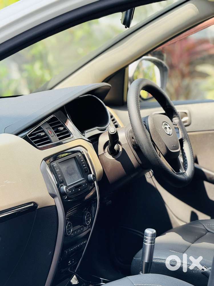 Tata Zest  1.2 Revotron Xt, 2014, Petrol