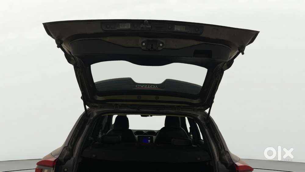 Nissan Magnite 1.0 Xv Turbo Cvt, 2022, Petrol