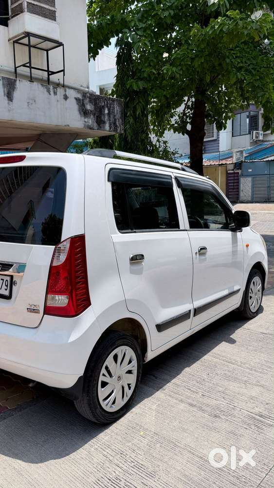Maruti Suzuki Wagon R Vxi Amt Opt, 2018, Cng & Hybrids