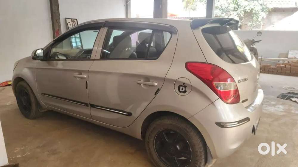 Hyundai New I20 Diesel Manual 2012