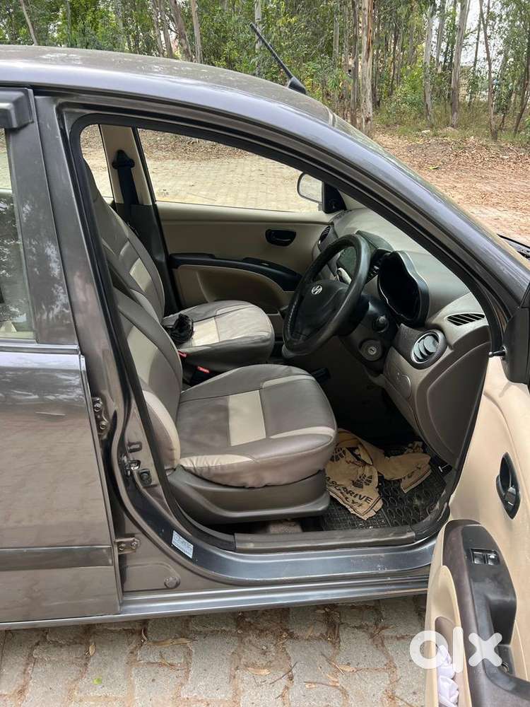 Hyundai I10 2013 Petrol 61000 Km Driven