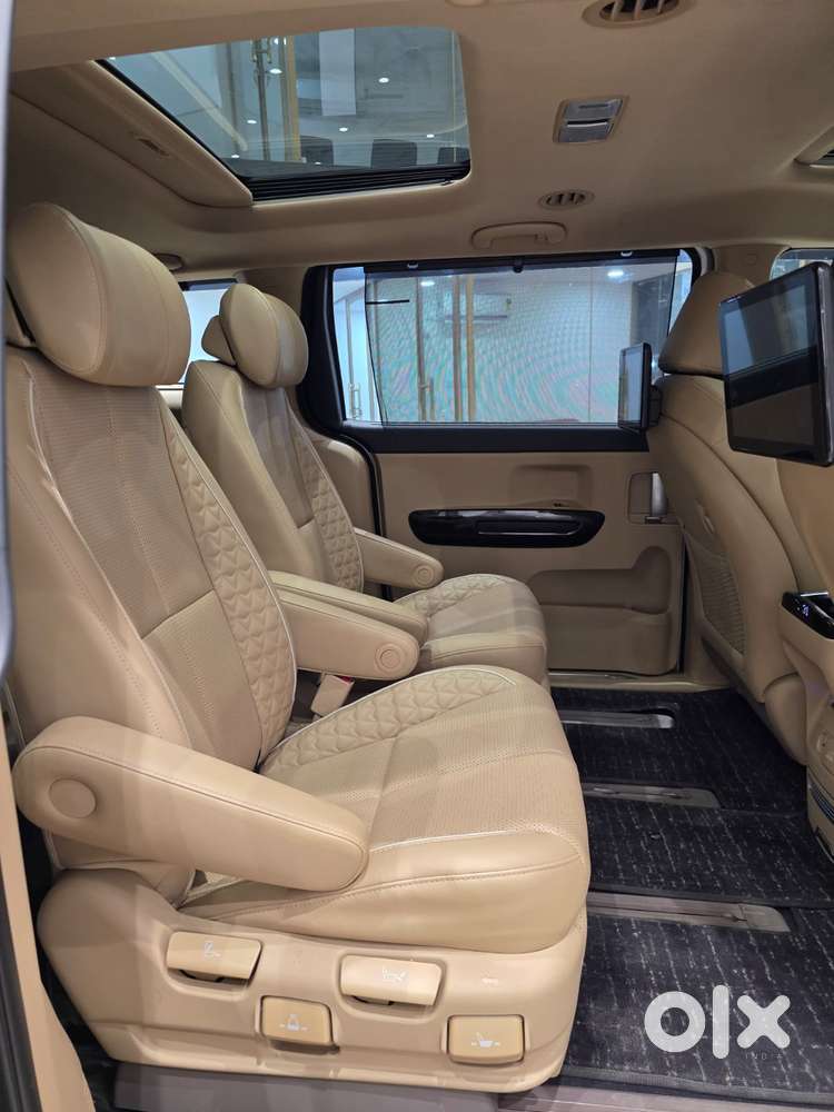 Kia Carnival Limousine Plus 7 Str, 2023, Diesel