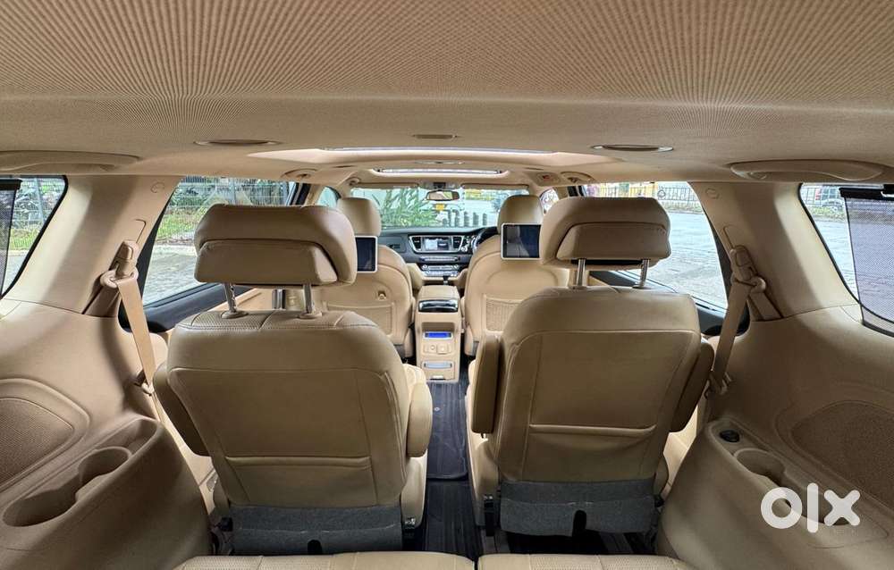 Kia Carnival Limousine Plus 7 Str, 2022, Diesel