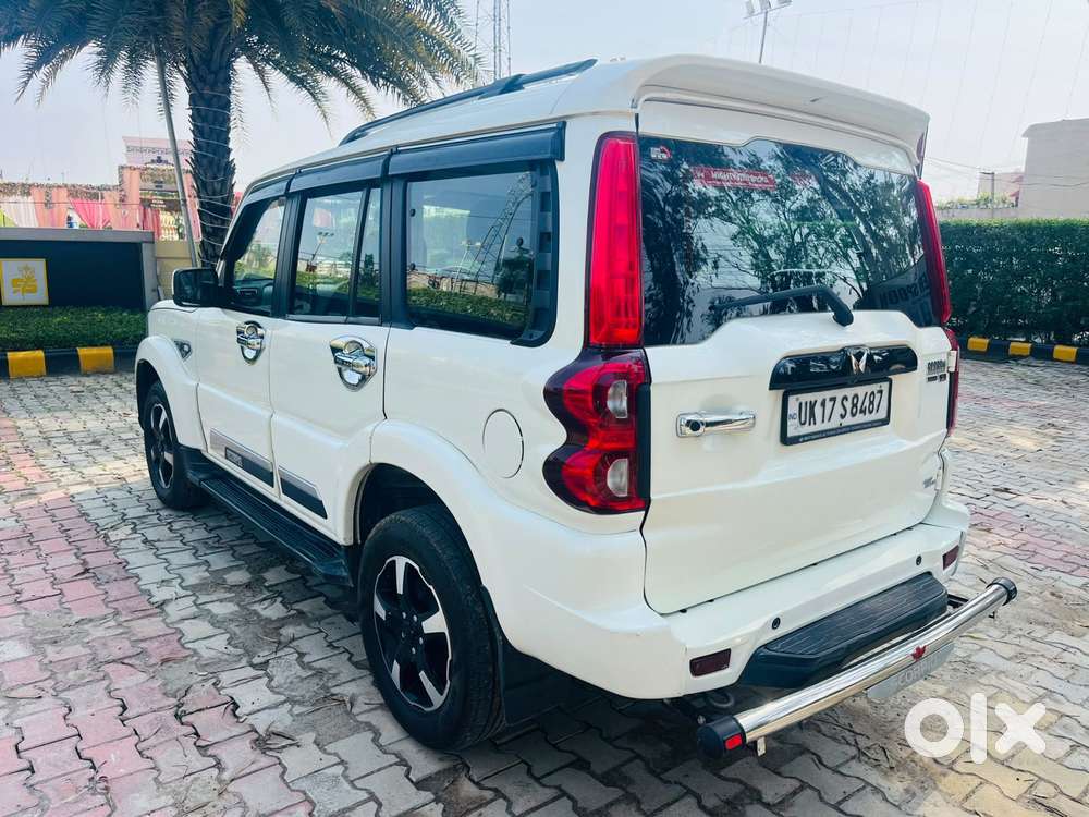 Mahindra Scorpio Classic 2.2 S 11 Mt 7 Str, 2022, Diesel