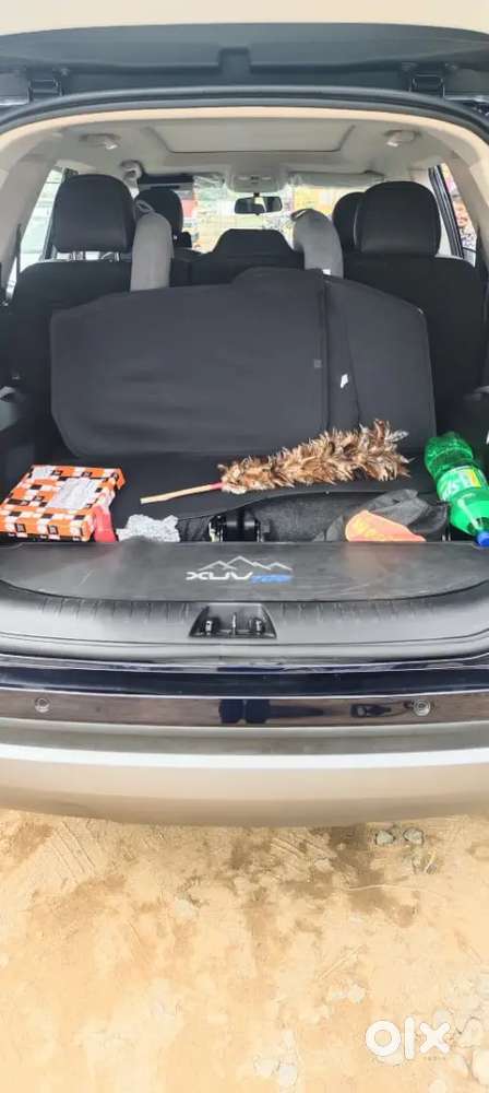 Mahindra Xuv700 2022 Petrol Well Maintained