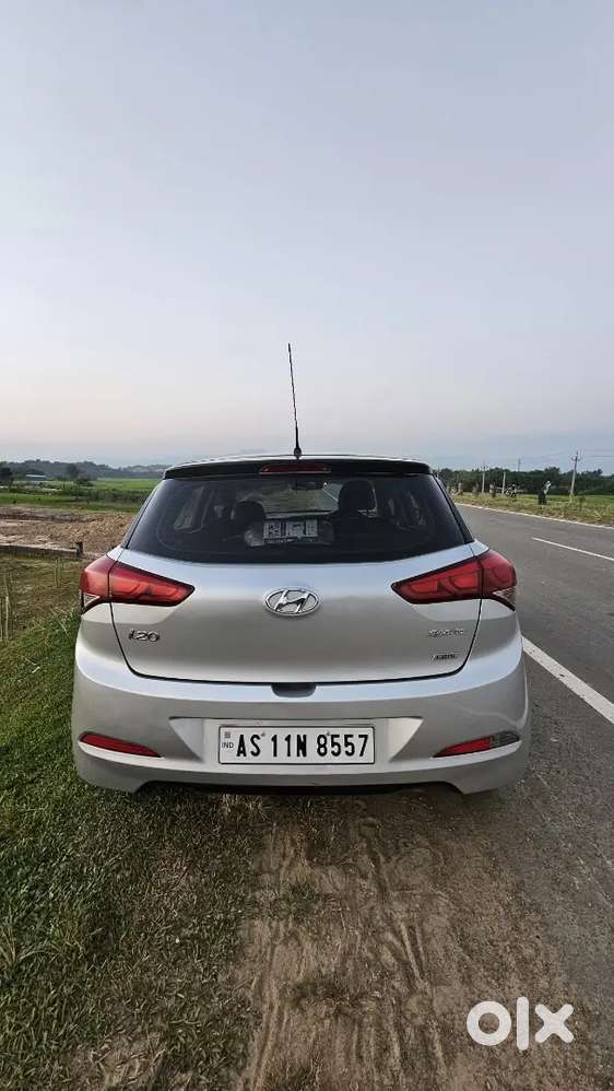 Hyundai New I20 2018 Petrol 97000 Km Driven