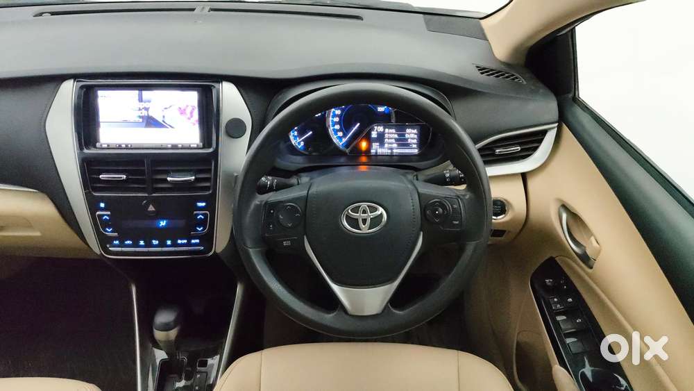 Toyota Yaris G Cvt, 2020, Petrol