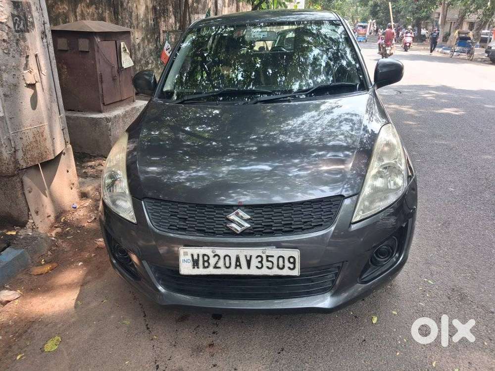 Maruti Suzuki Swift Lxi Option, 2017, Petrol