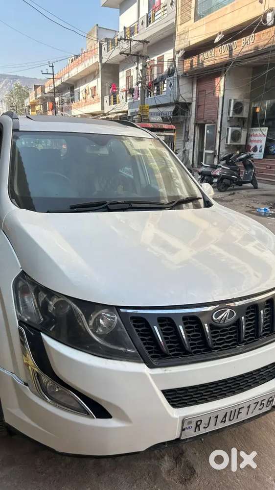 Xuv 500 W10