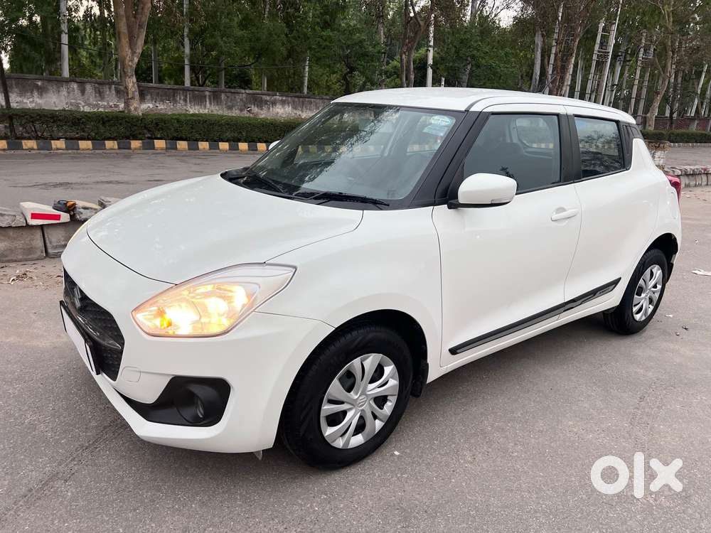Maruti Suzuki Swift Vxi Optional, 2023, Petrol