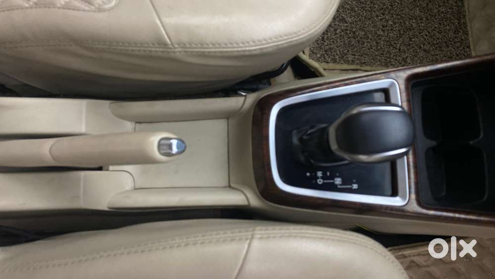 Maruti Suzuki Swift Dzire Zdi + Amt, 2018, Diesel