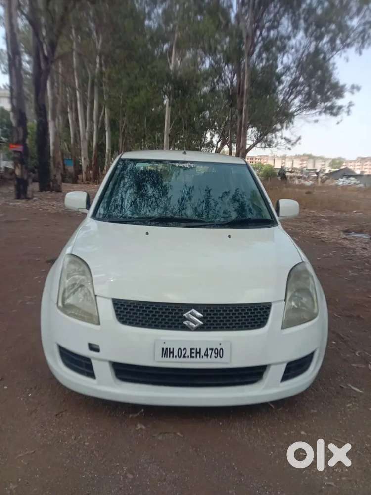 Maruti Suzuki Dzire 2017 Diesel 
190000 Kilometre 
Urgent Sale