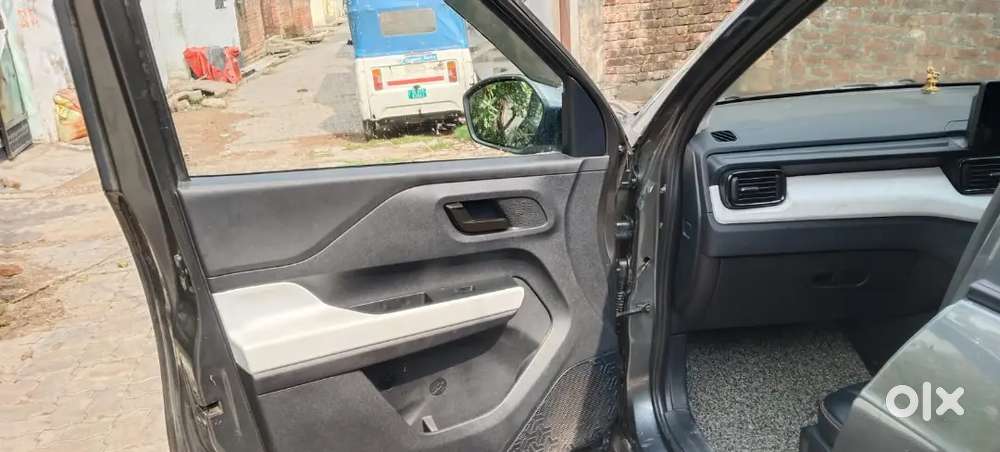Tata Punch Revotron 2022 Petrol Manual