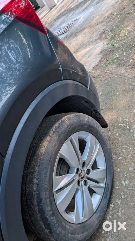 Skoda Kushaq Active 1.0 Tsi Mt, 2021, Petrol
