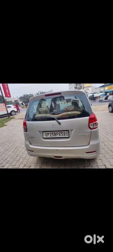 Maruti Suzuki Ertiga 2015 Diesel 75000 Km Driven