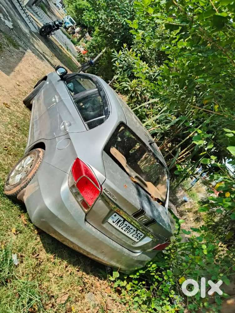 Honda Amaze 2014