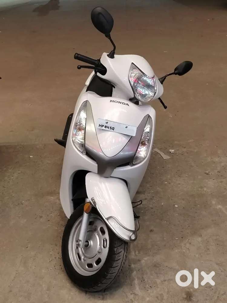Honda Aviator 2015 Scooters 1822471766
